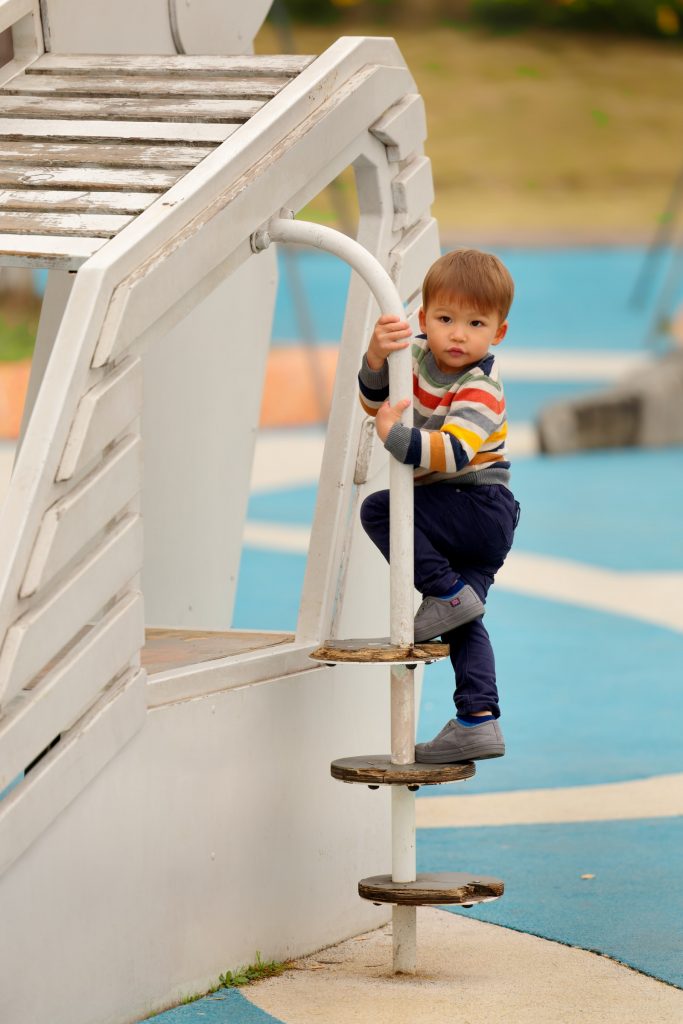 Family Documentary Photography in Park by Aric Rachel Photography Stanwood Camano Island Washington 6